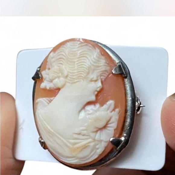 Antique hand carved Cameo brooch set in 925 sterling silver - Picture 4 of 4